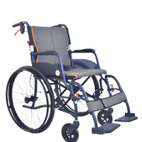 Silla de ruedas ultraligera de magnesio de Able2 Shop, con tapicería a cuadros gris y naranja.